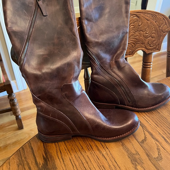 Chocolate Blu brown boots - Picture 2 of 7